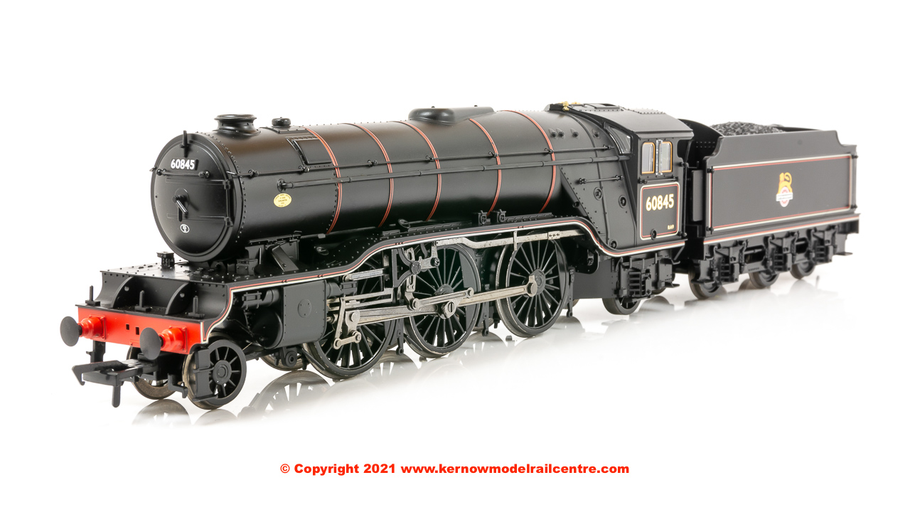 35-201SF Bachmann LNER V2 Steam Locomotive number 60845 in BR Lined Black livery with early emblem